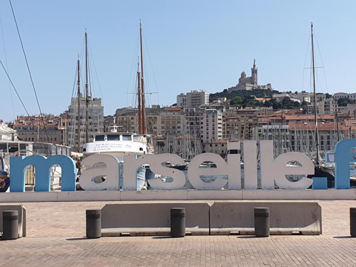 Appartement Panier Vieux Port Marseilles Buitenkant foto