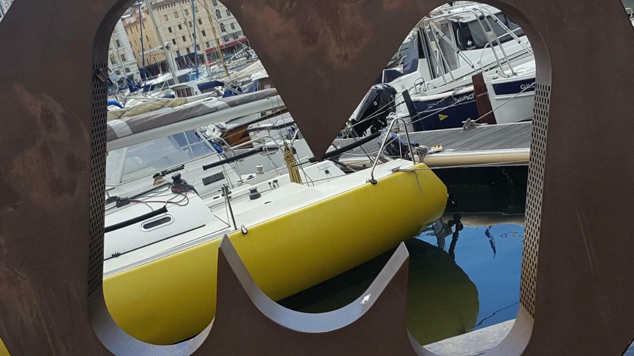 Appartement Panier Vieux Port Marseilles Buitenkant foto